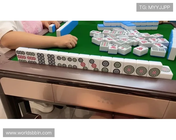 血战到底麻将实战技巧分享，提升你的牌技水平轻松取胜